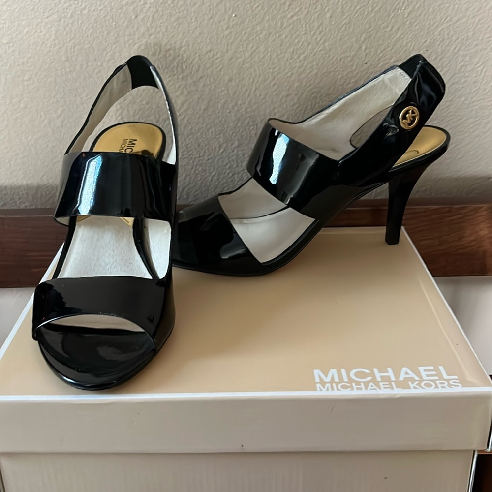 Michael Kors Rochelle Open Toe Black Patent Leather Heeled Sandals- Size 9